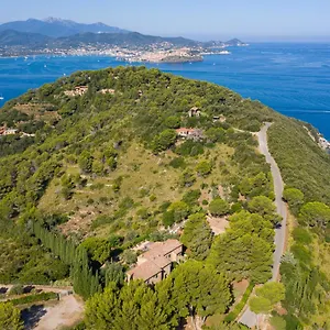 https://case-danesi.it-tuscanyhotel.com