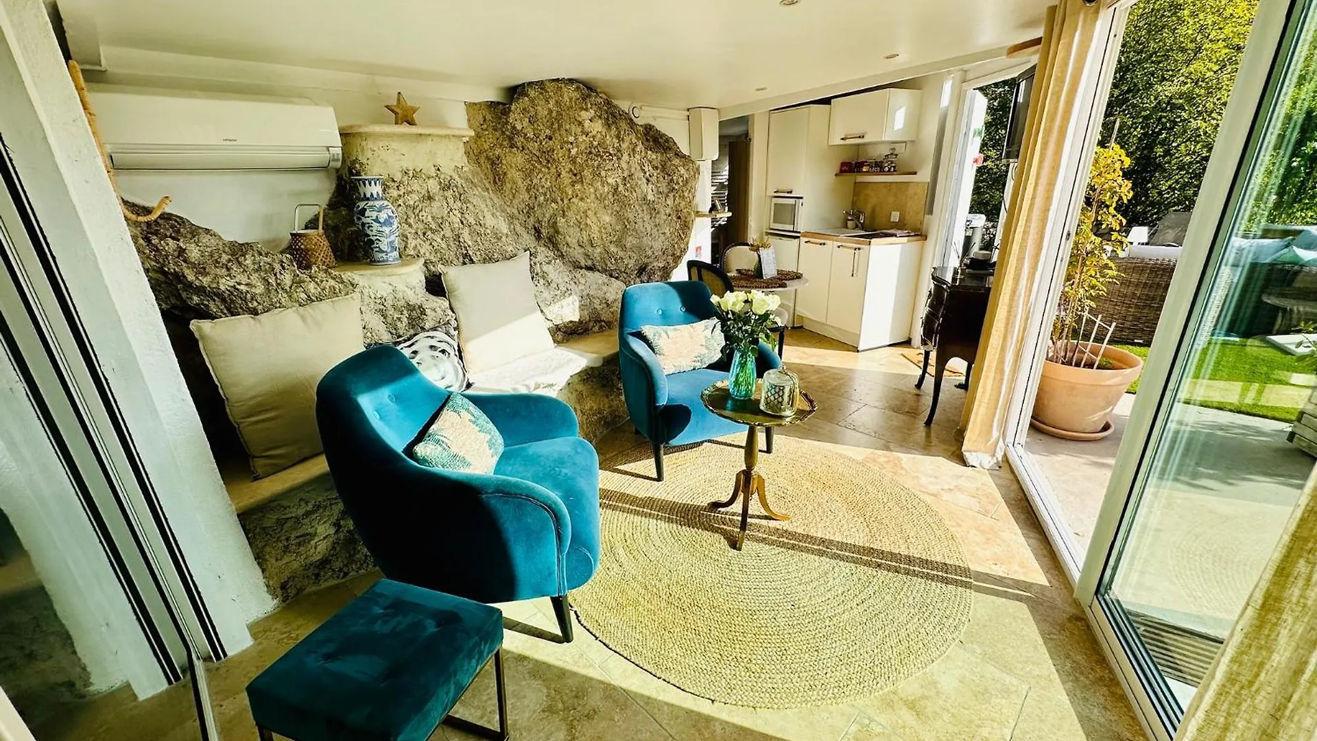 Domaine Les Deux Roches Apartment Le Bar-sur-Loup 0*,  France